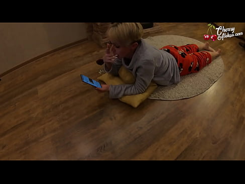 ❤️ Traks Blondīne sūc milzīgu locekli sūc un lēkā uz tā - anālais sekss ❤️❌ Sekss video pie mums lv.redgast4asset.ru ❌️